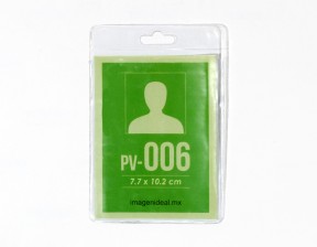 [PV-006] Portagafete vinil 7.7 x 10.2